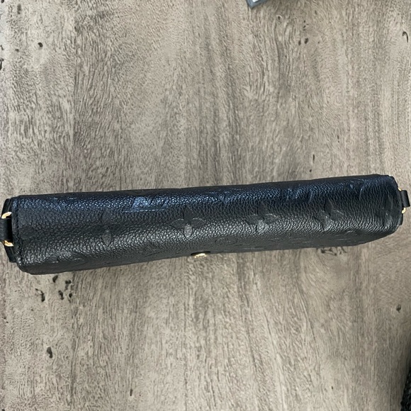 FÉLICIE POCHETTE - Picture 10 of 10